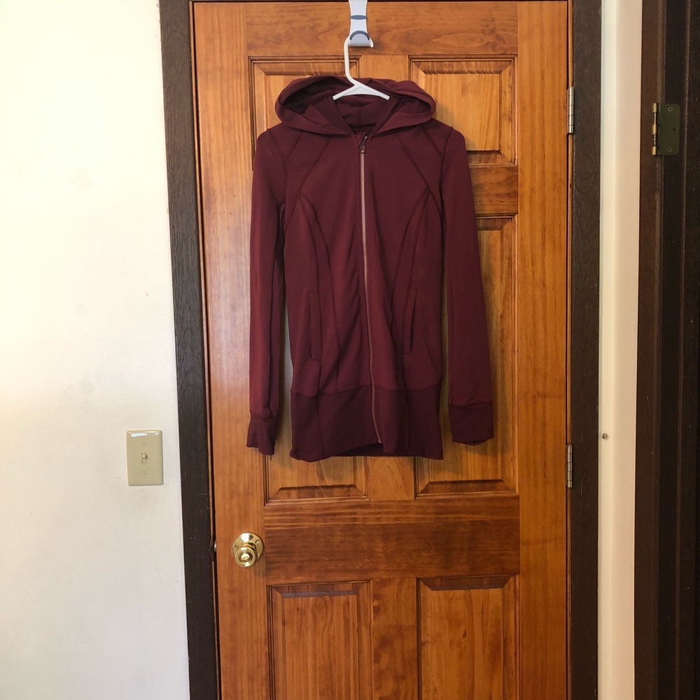 Lululemon maroon zip up jacket